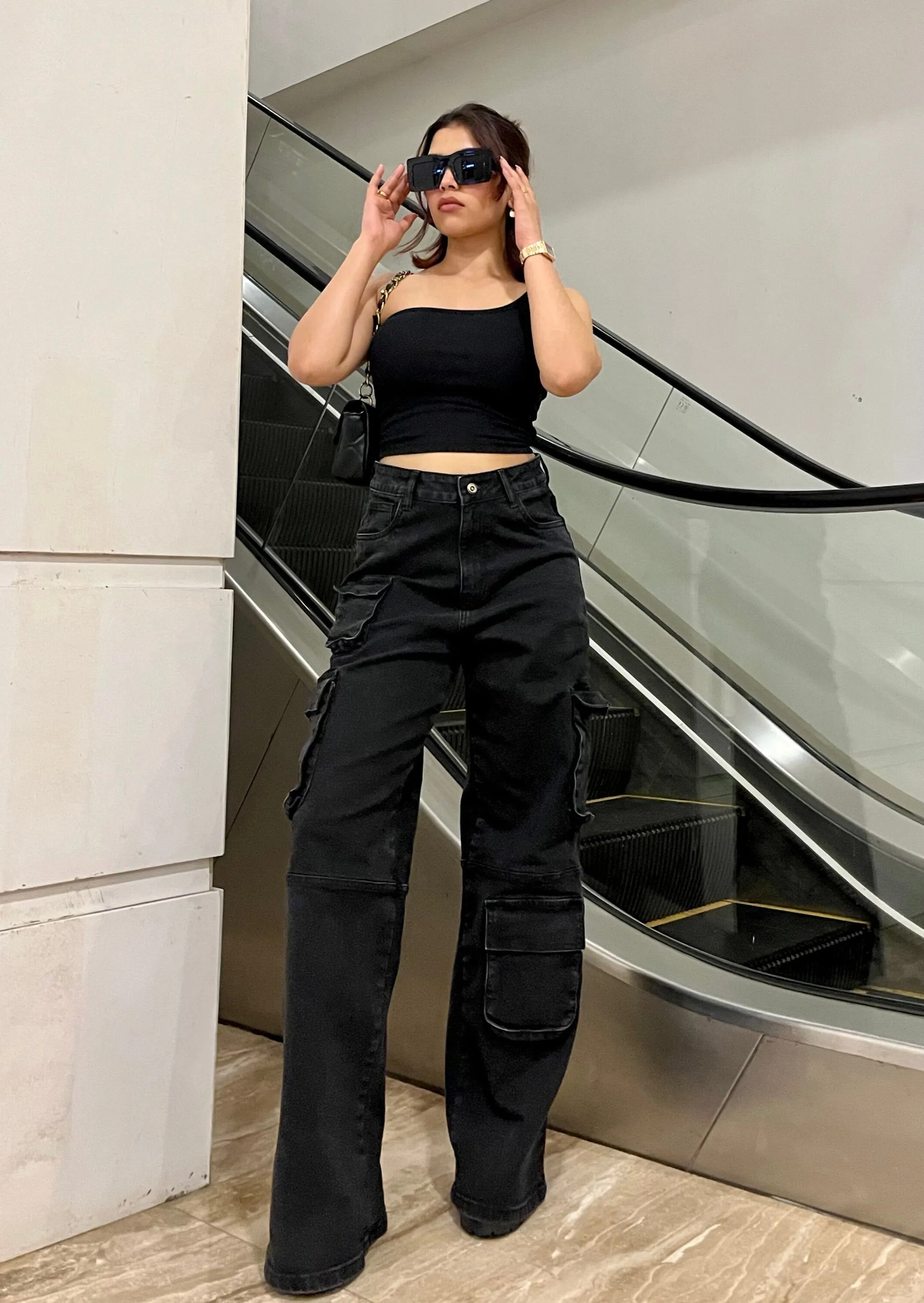 So Black Pocket Details High Waist Cargo Jeans