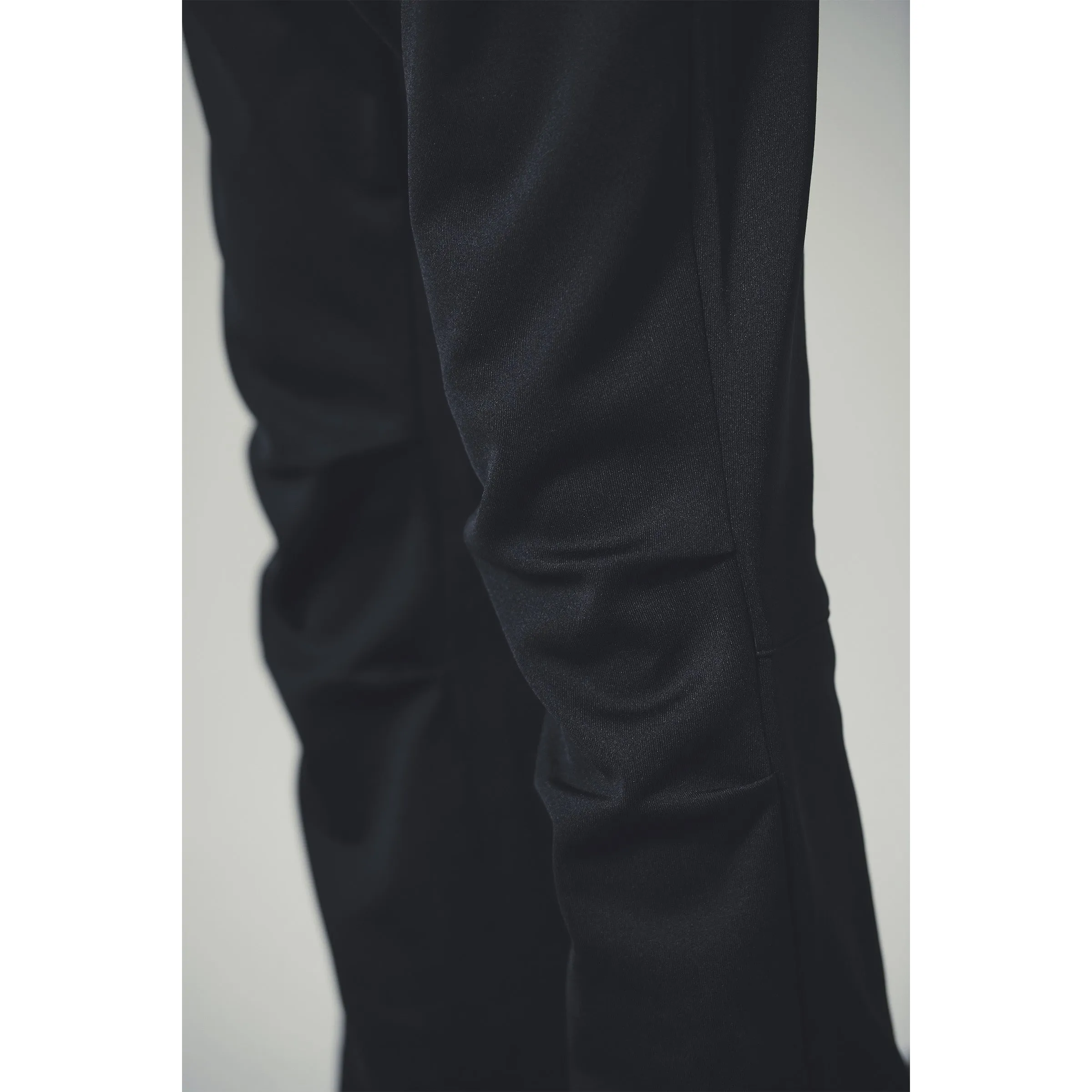 TRACK PANTS / BLACK