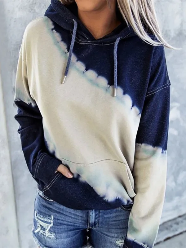 Women's Horizontal Tie Dye Hoodie With Kangaroo Pocket